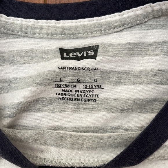 Levi’s Girl Shirt 👧🏻 - Picture 3 of 4
